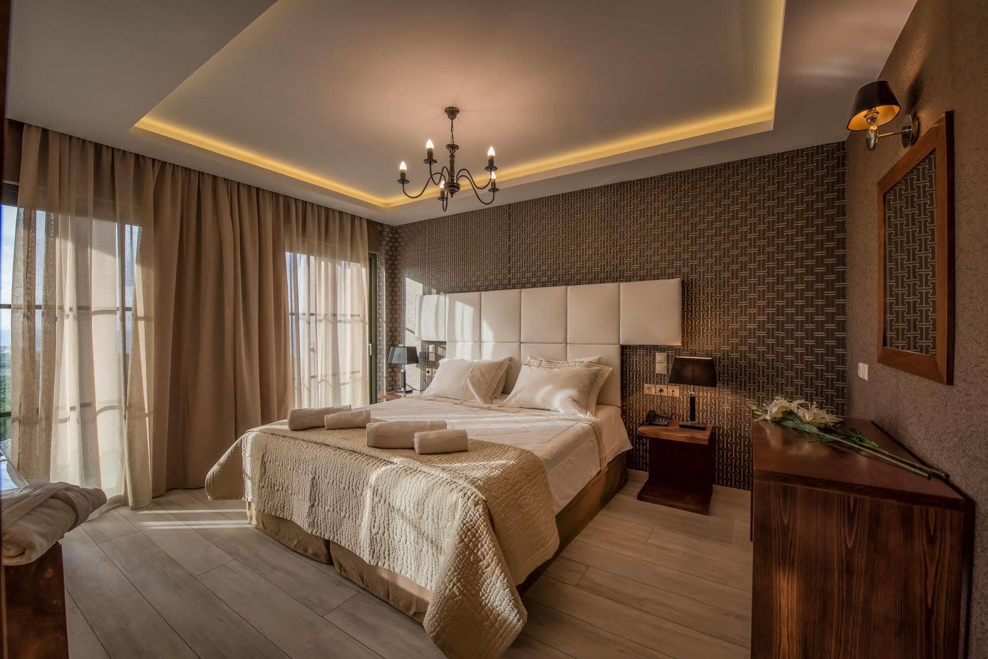 Elegance Luxury Executive Suites - Adults Only Tragaki Exterior foto